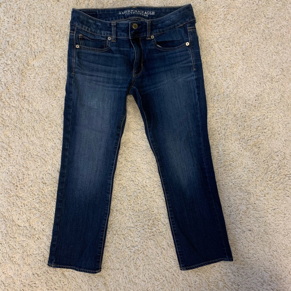 American Eagle Artist Crop
